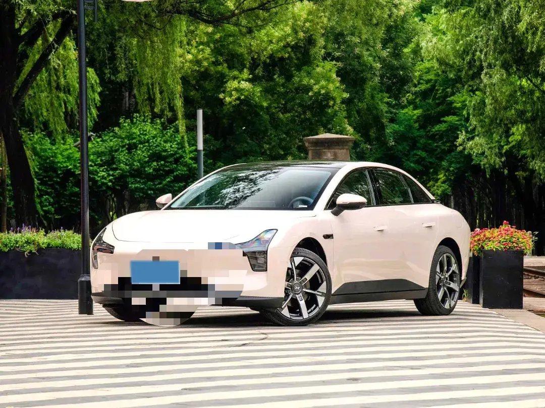 2024 XPENG MONA view 1