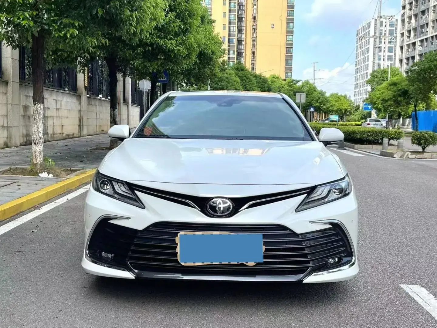 2021 TOYOTA CAMRY thumbnail 2