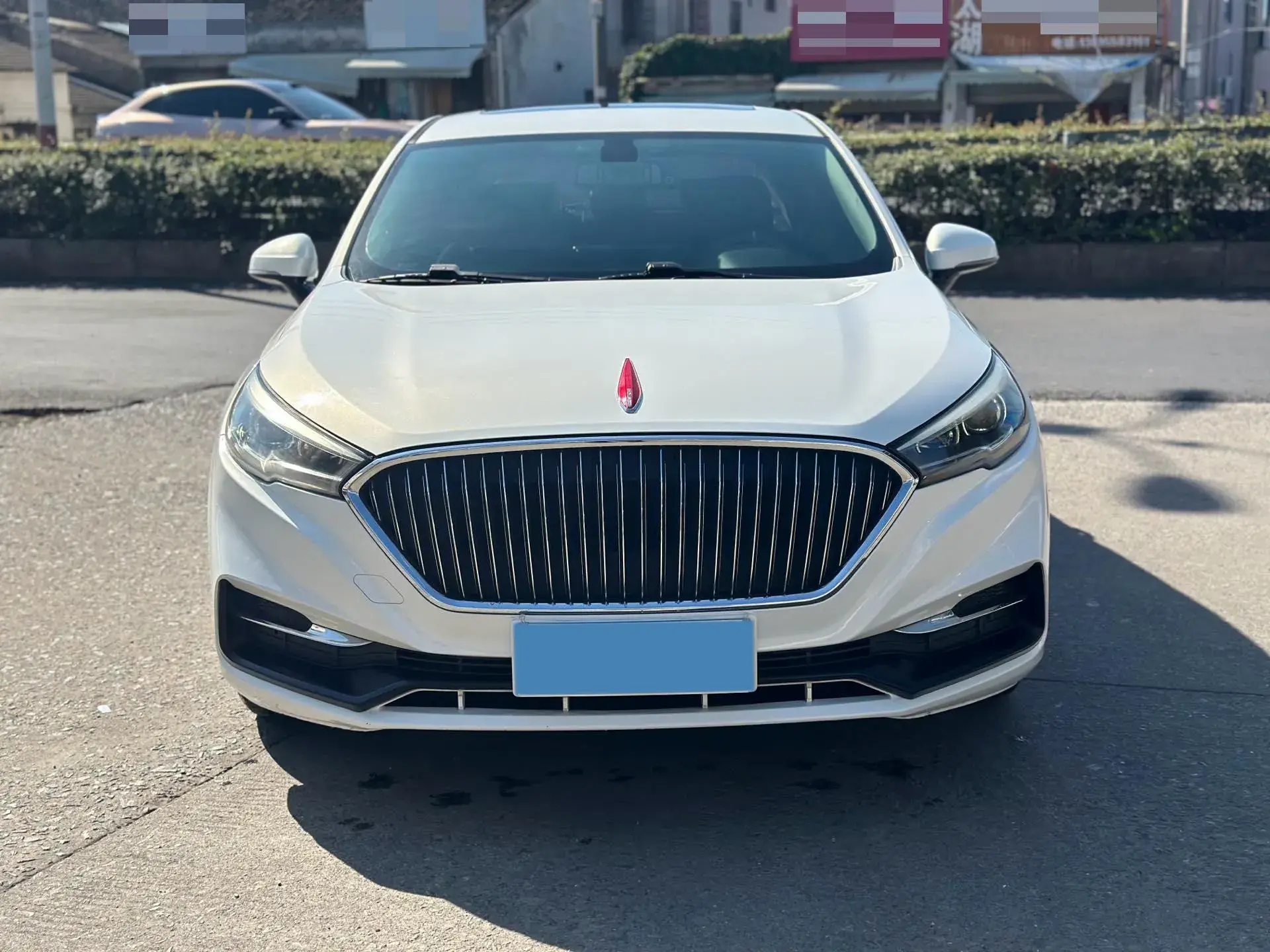 2019 HONGQI H5 thumbnail 3