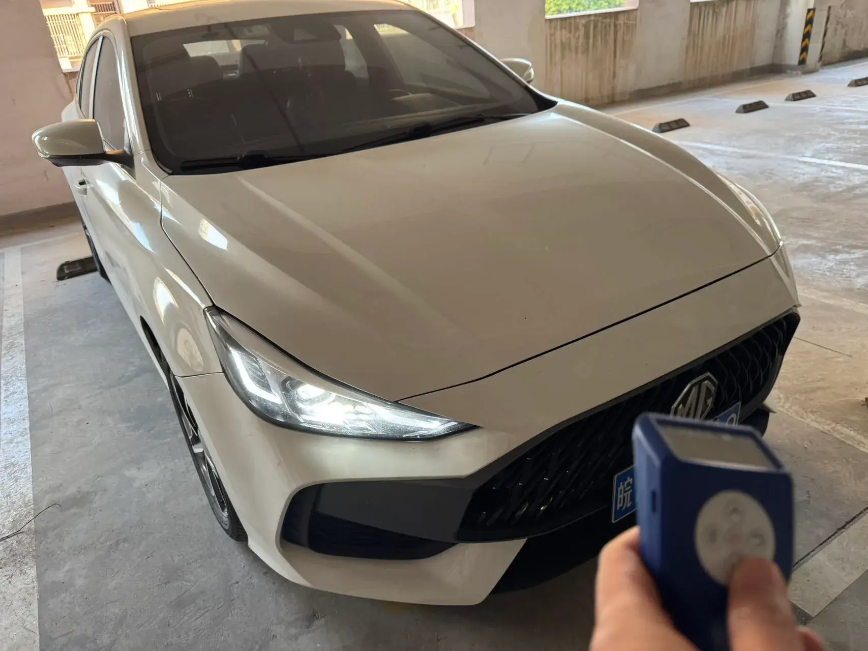 2021 MG 5 thumbnail 3