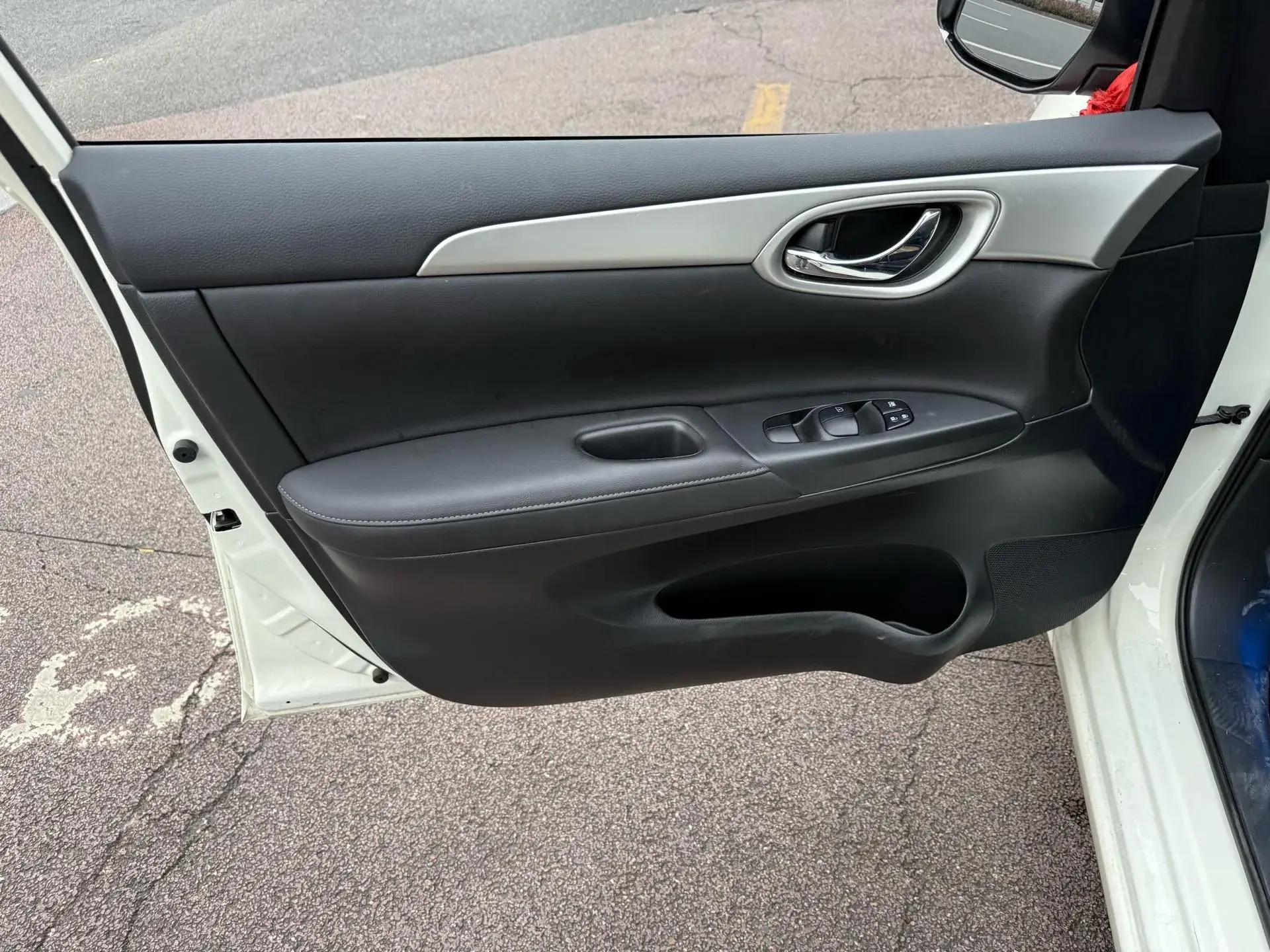 2022 NISSAN SYLPHY thumbnail 2