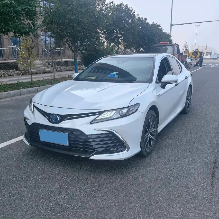 2021 Toyota Camry 2.5L 209HP L4 8AT