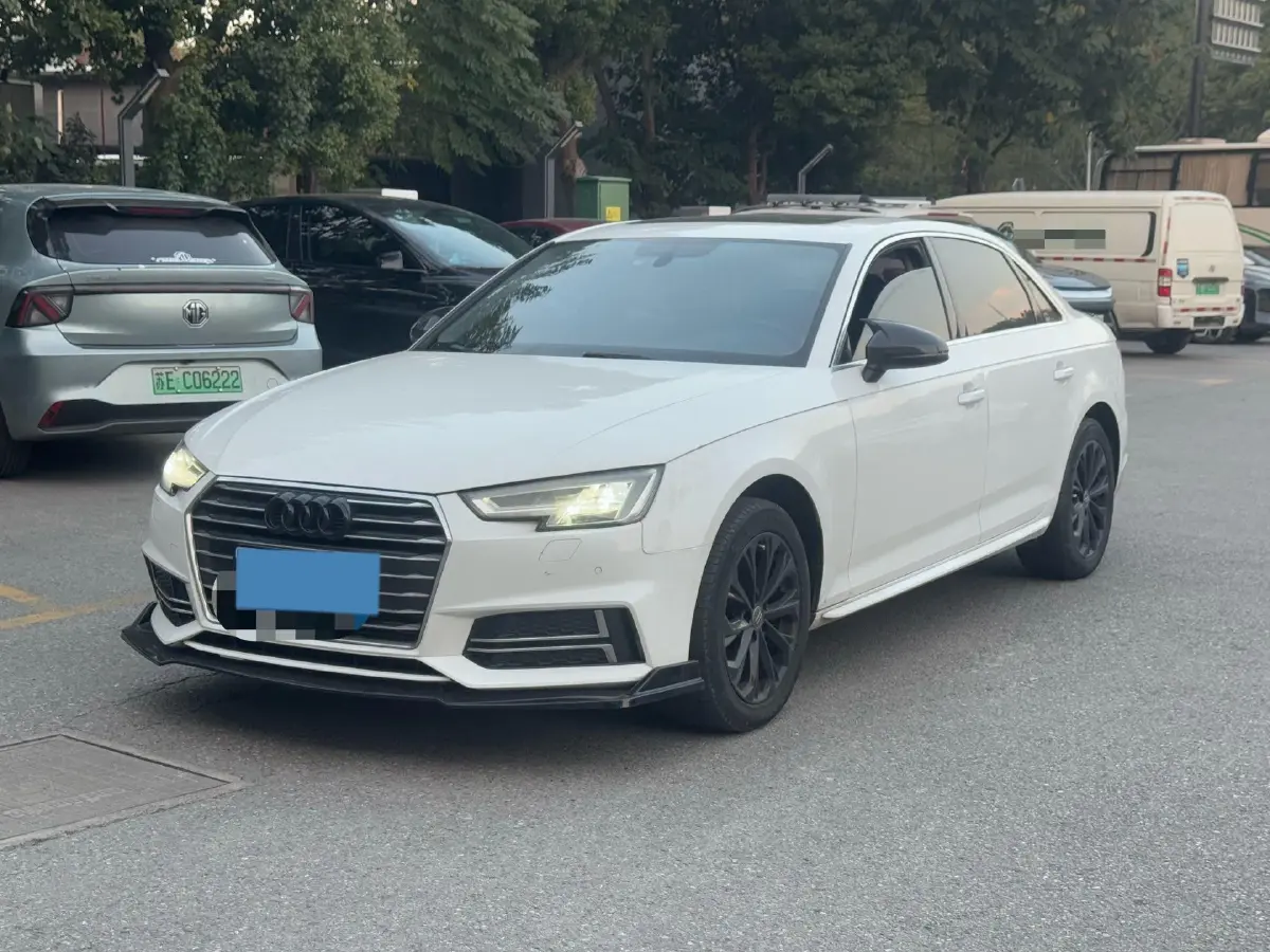 2019 Audi A4L 2.0T 190HP L4 7DCT