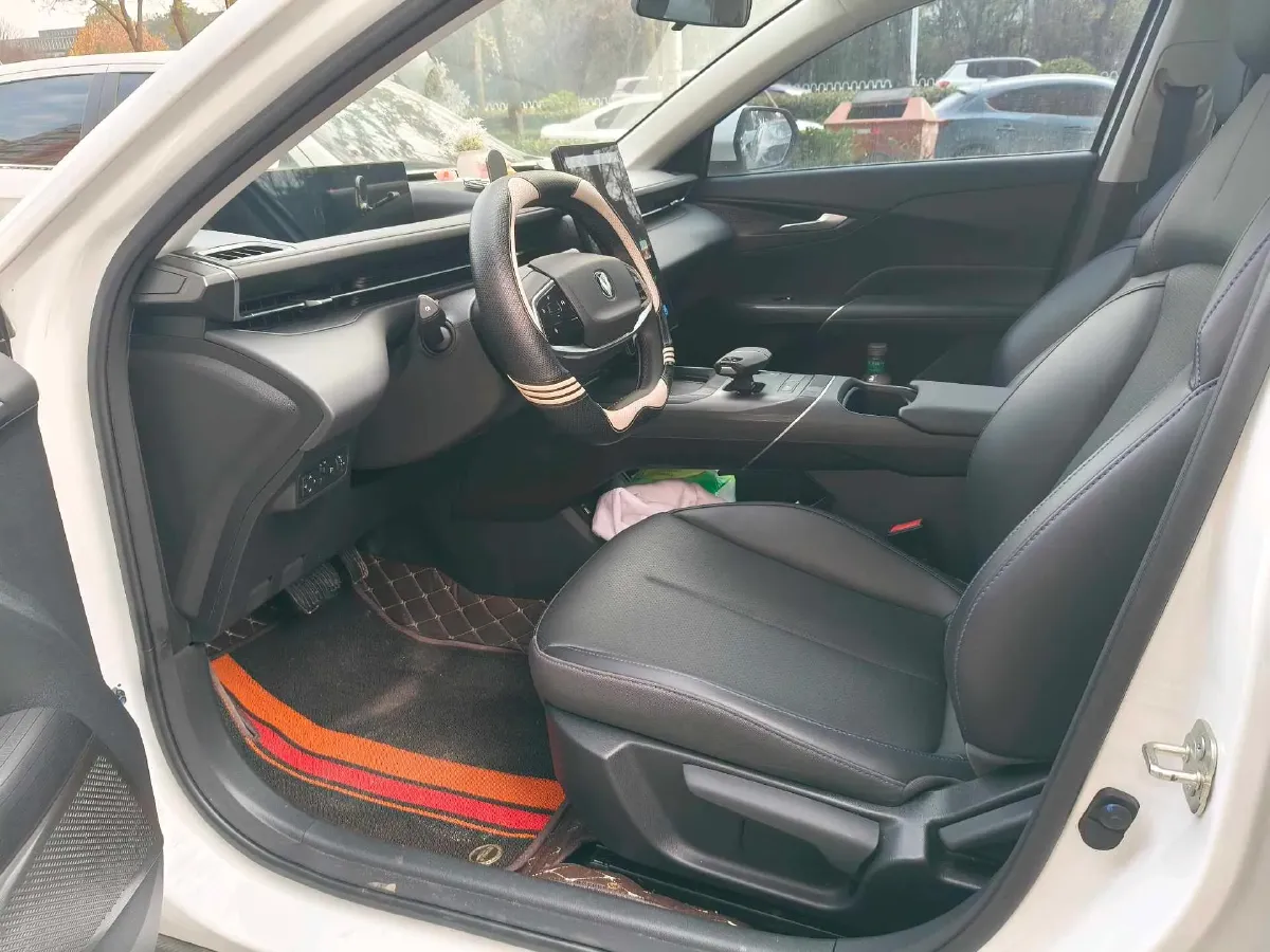 2023 ChangAn Lamore 1.5T 170HP L4 7DCT,autocango,china used car exporter,china ev exporter,chinese used car exporter,chinese used ev exporter