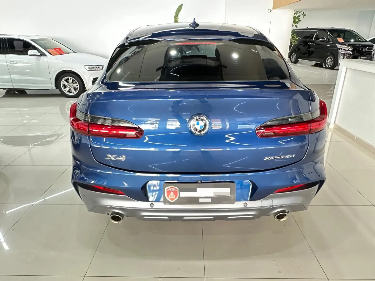 2020 BMW X4 2.0T 184HP L4 8AT,autocango,china used car exporter,china ev exporter,chinese used car exporter,chinese used ev exporter