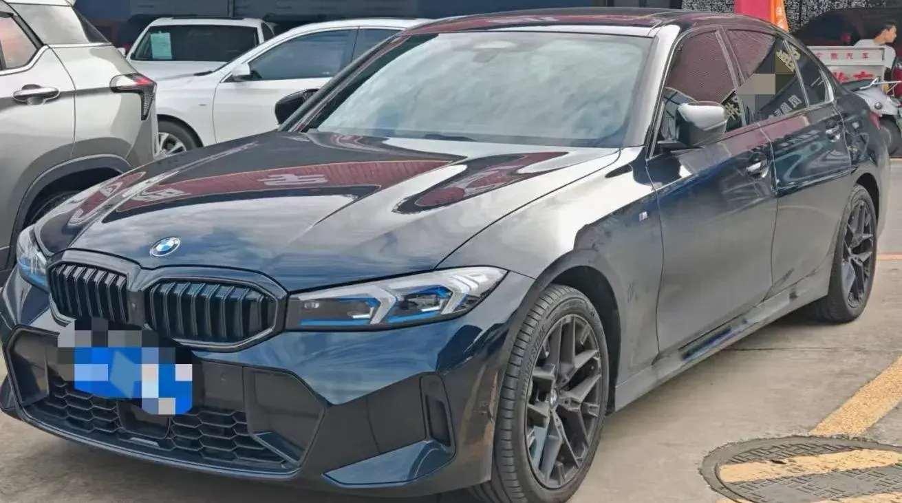 2025 BMW 3 Series 2.0T 245HP L4 8AT