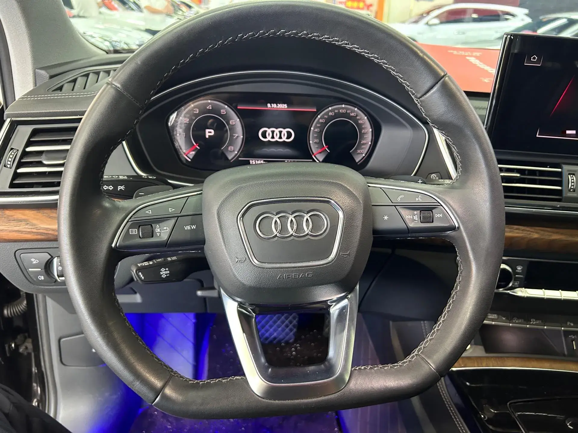 2024 AUDI Q5L thumbnail 4