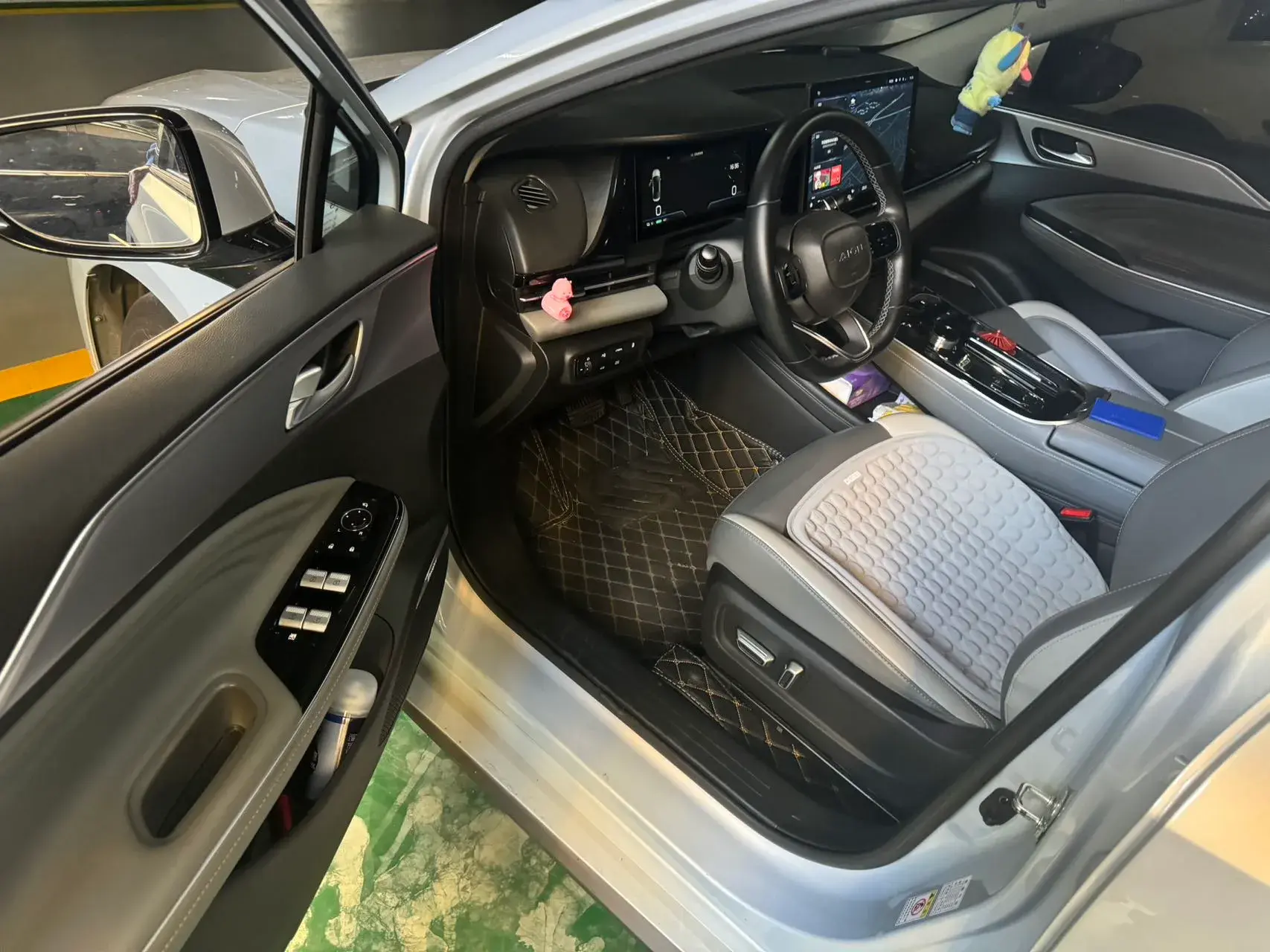 2022 AION S thumbnail 4