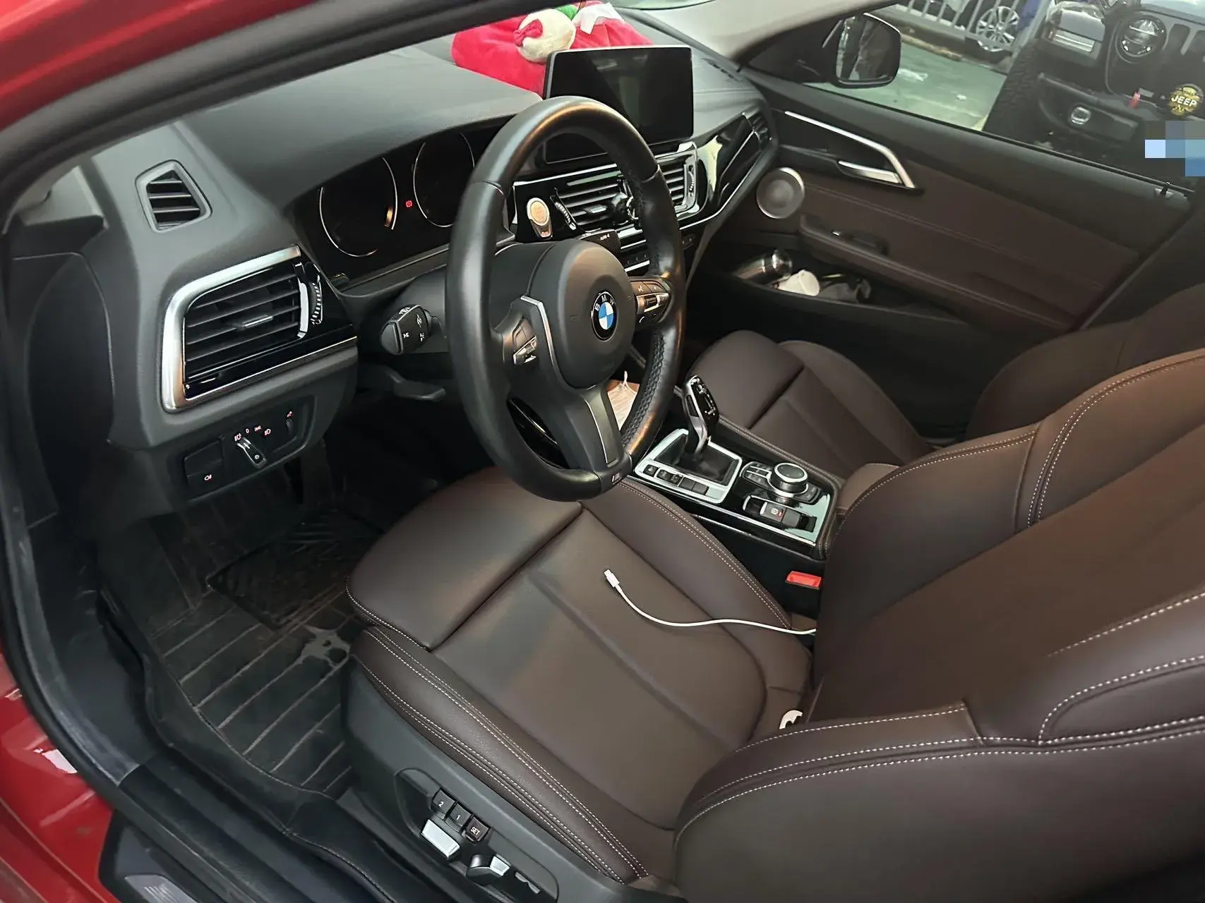 2021 BMW 1 thumbnail 3