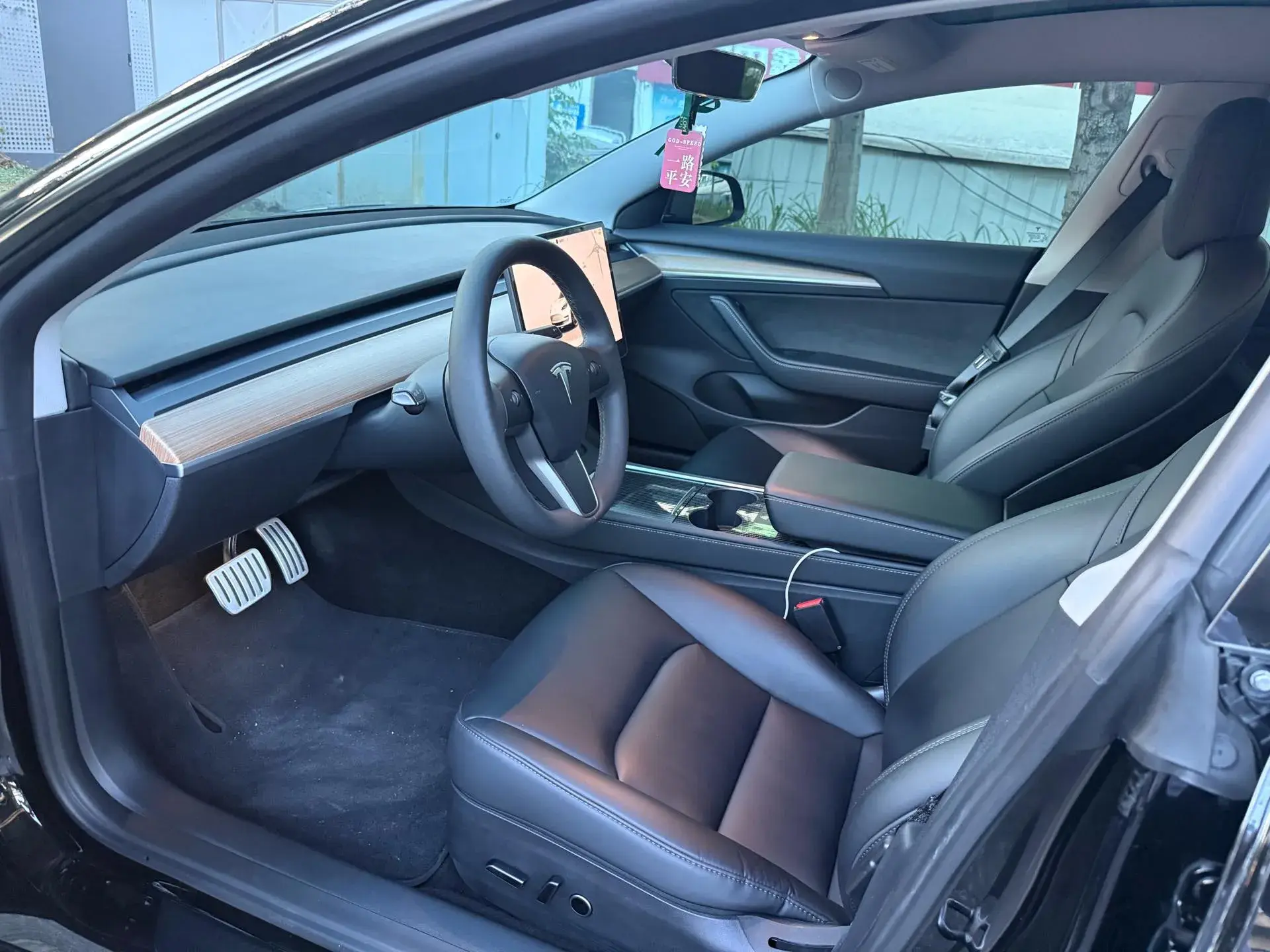 2022 TESLA MODEL thumbnail 4