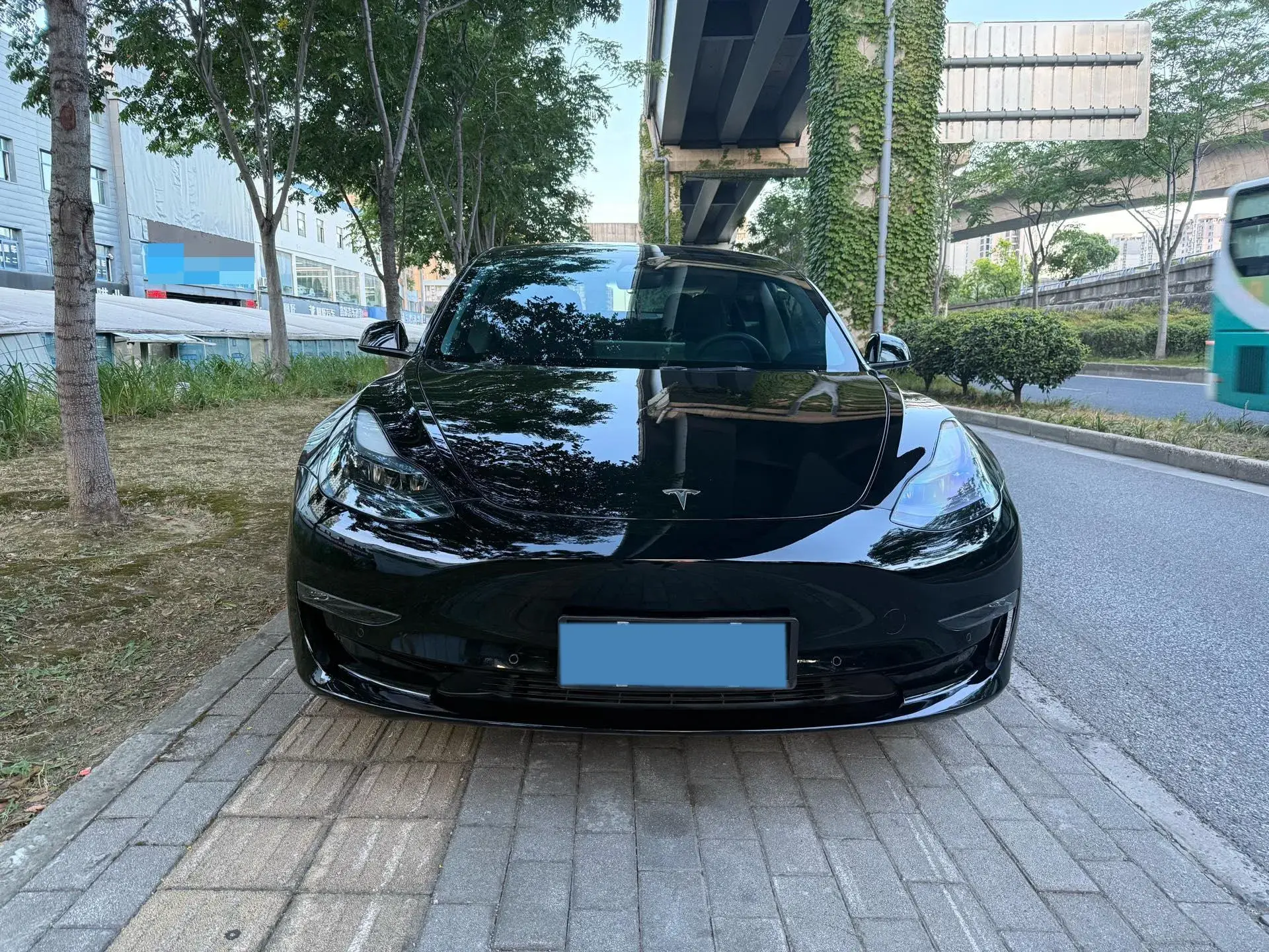 2022 TESLA MODEL thumbnail 2