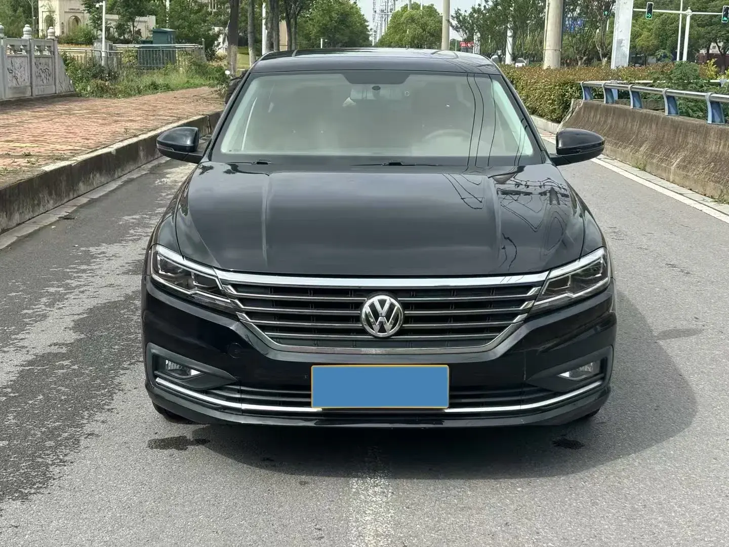 2018 VOLKSWAGEN LAVIDA thumbnail 2