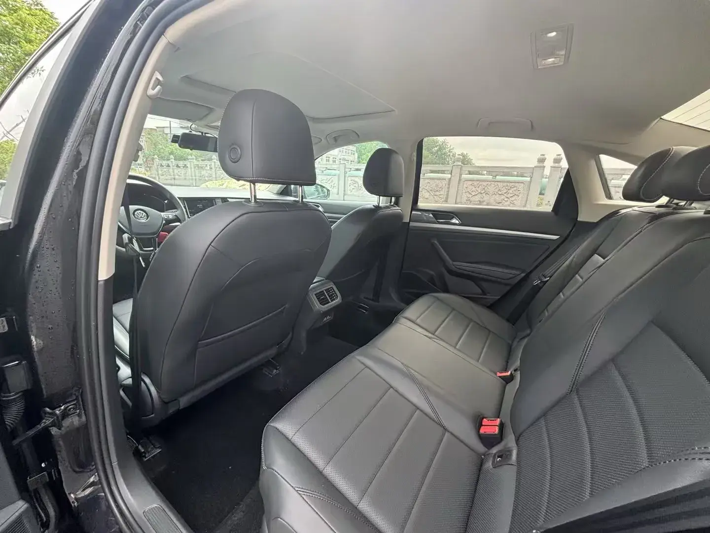 2018 VOLKSWAGEN LAVIDA thumbnail 4