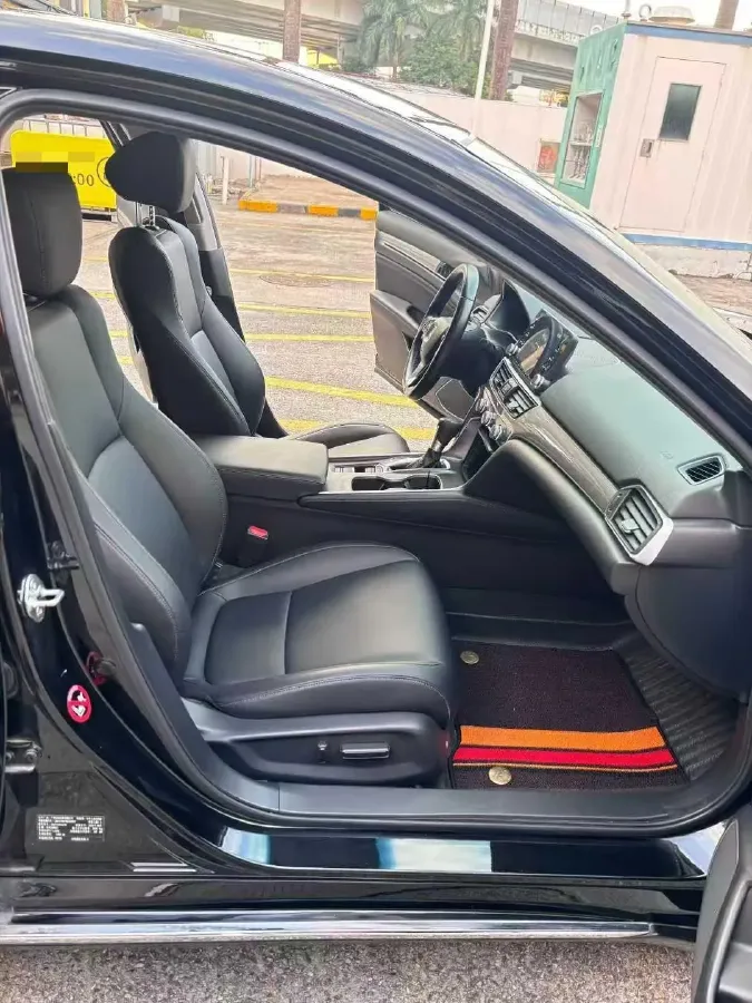 2021 Honda Accord 1.5T 194HP L4 CVT,autocango,china used car exporter,china ev exporter,chinese used car exporter,chinese used ev exporter