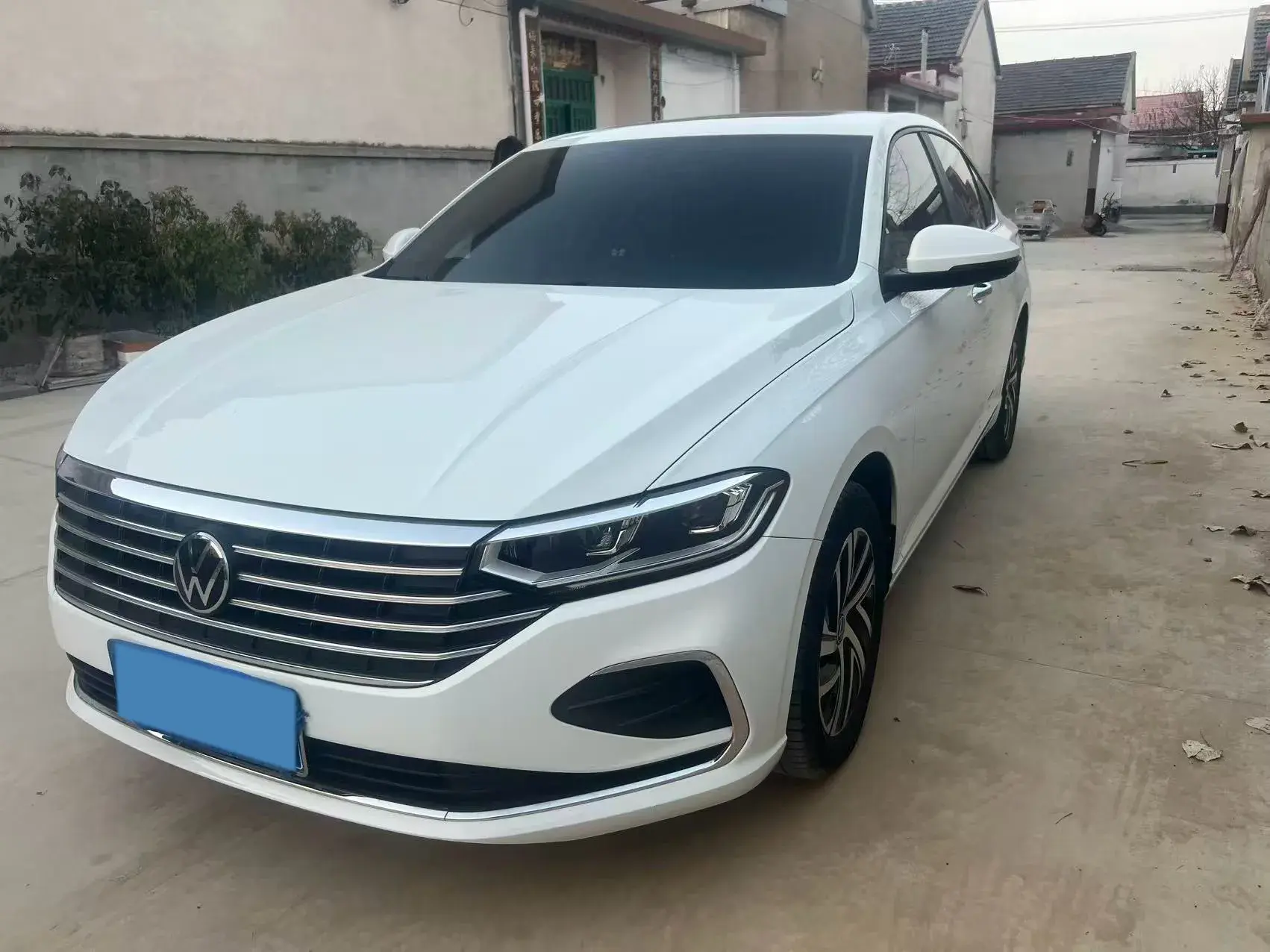 2023 VOLKSWAGEN LAVIDA view 1