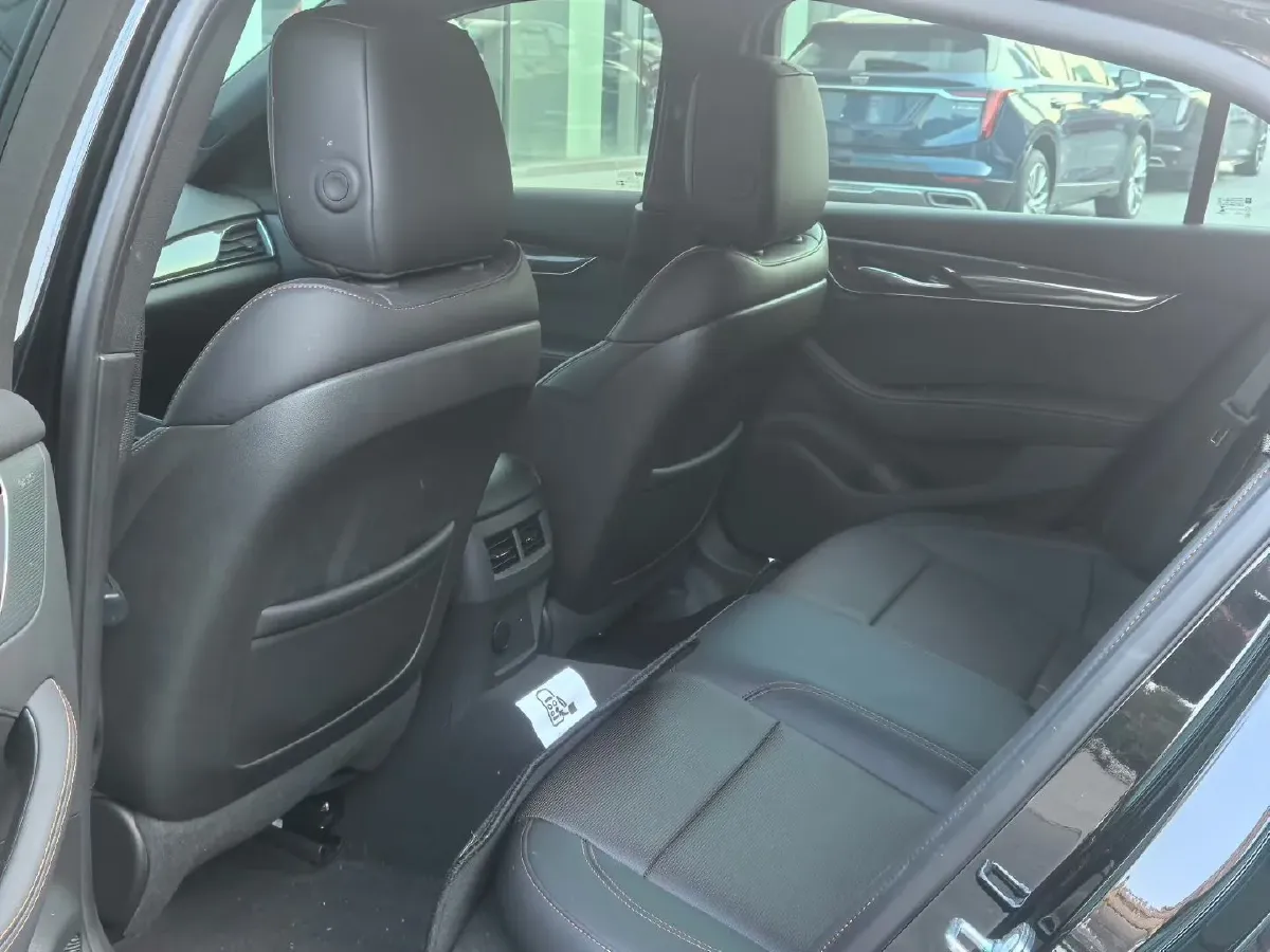 2024 Cadillac CT5 2.0T 237HP L4 10AT,autocango,china used car exporter,china ev exporter,chinese used car exporter,chinese used ev exporter