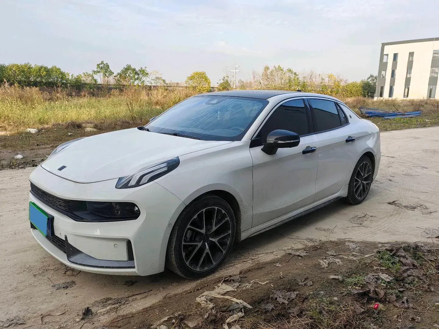 2022 LYNK&CO 03 view 1