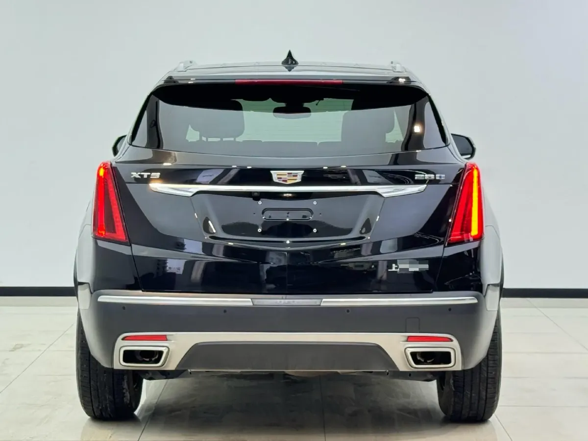 2022 Cadillac XT5 2.0T 237HP L4 9AT,autocango,china used car exporter,china ev exporter,chinese used car exporter,chinese used ev exporter