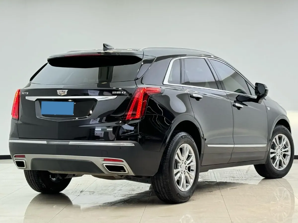 2022 Cadillac XT5 2.0T 237HP L4 9AT,autocango,china used car exporter,china ev exporter,chinese used car exporter,chinese used ev exporter