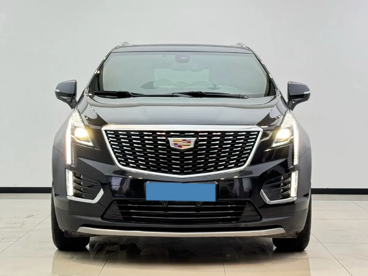 2022 Cadillac XT5 2.0T 237HP L4 9AT,autocango,china used car exporter,china ev exporter,chinese used car exporter,chinese used ev exporter