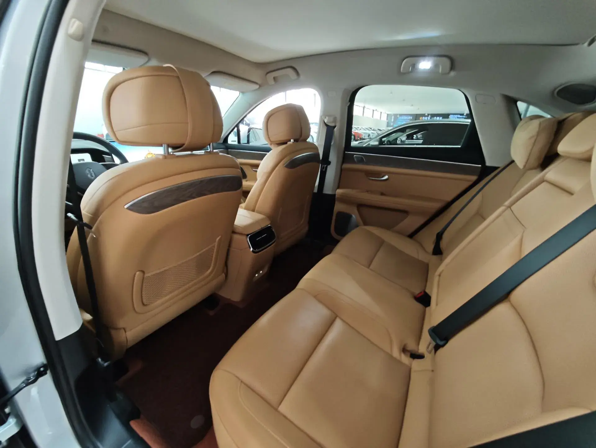 2022 AITO AITO thumbnail 4