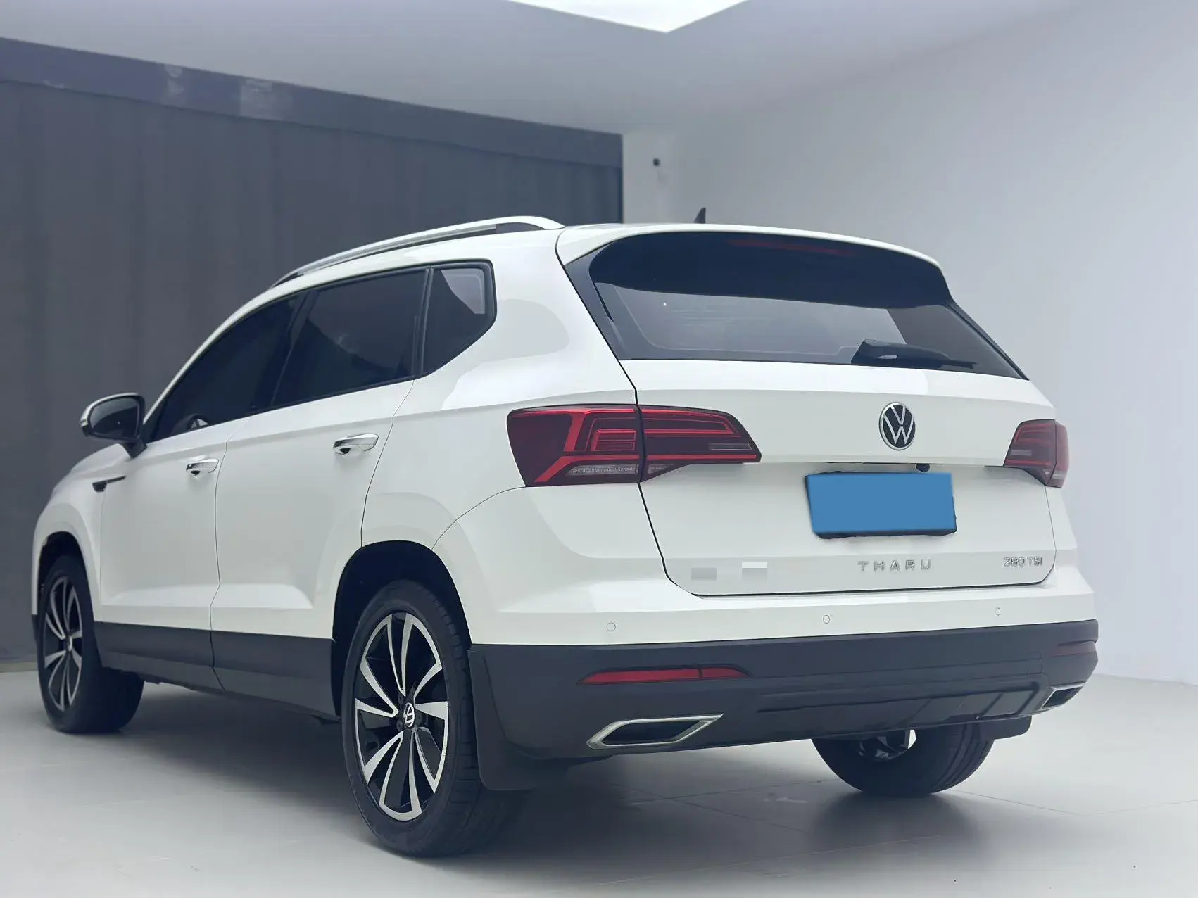 2021 VOLKSWAGEN THARU thumbnail 2