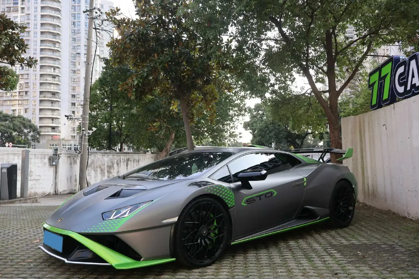 2021 Lamborghini Huracán 5.2L 640HP V10 7DCT