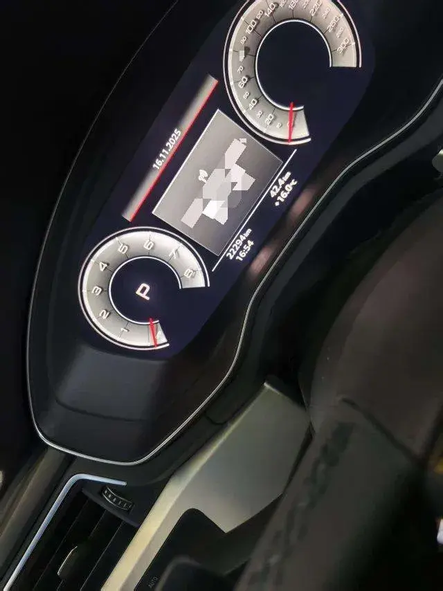 2022 AUDI A4L thumbnail 3