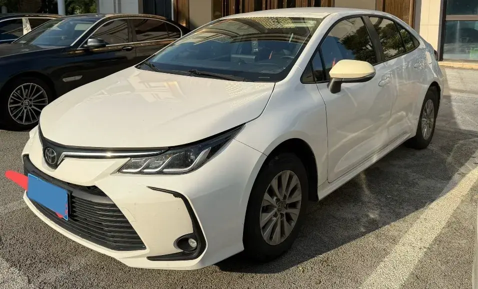 2021 TOYOTA COROLLA view 1