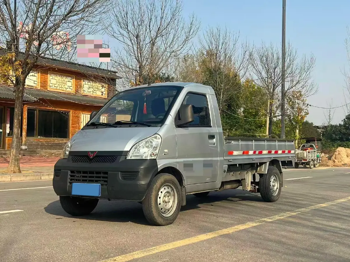 2017 WuLing RongGuang Mini Truck 1.5L 107HP L4 5MT
