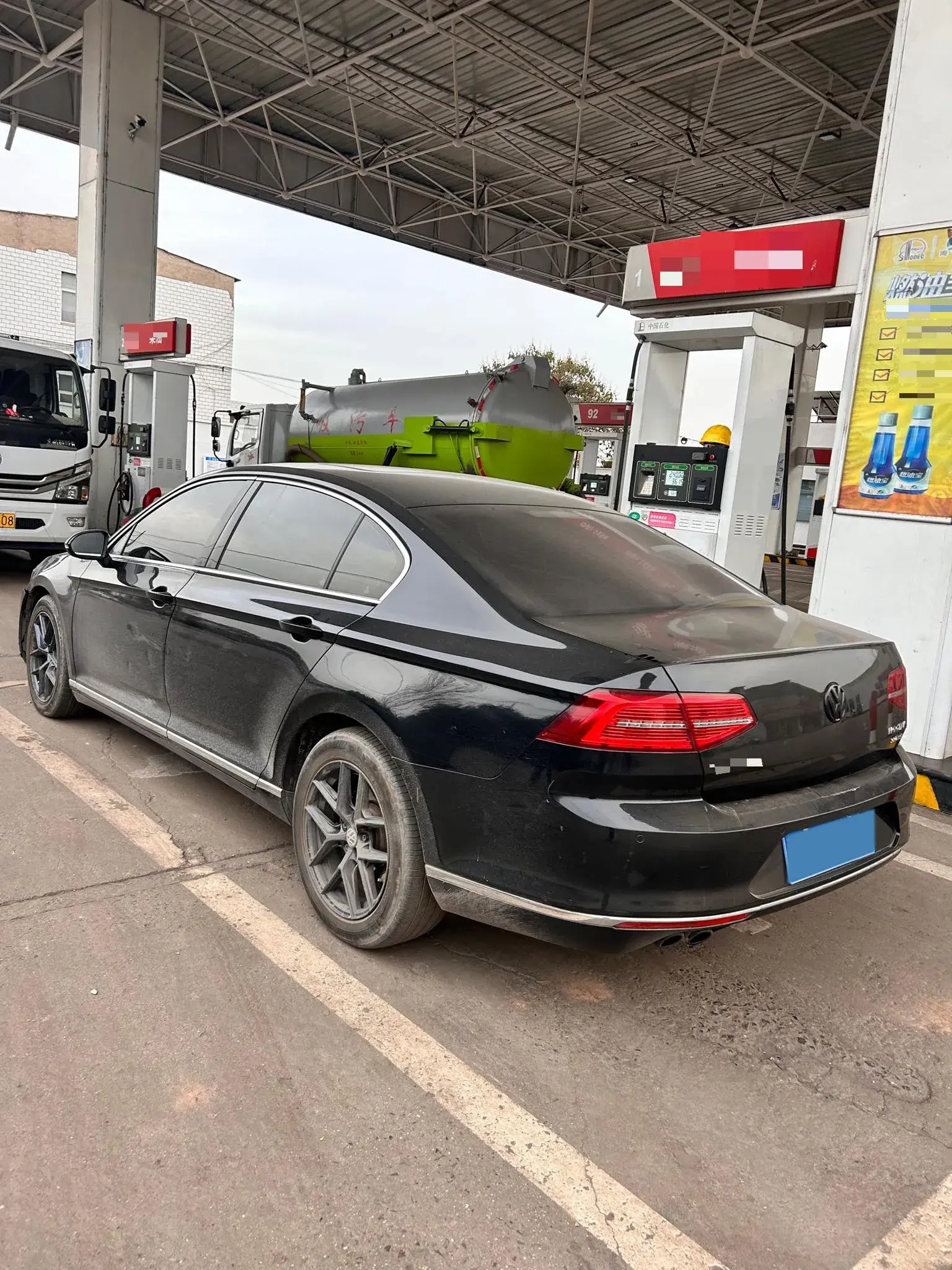 2018 VOLKSWAGEN MAGOTAN thumbnail 4