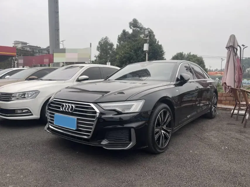 2021 AUDI A6L view 1