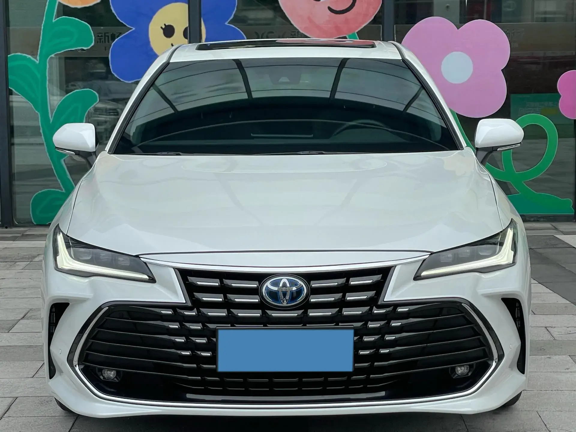2022 TOYOTA AVALON thumbnail 3