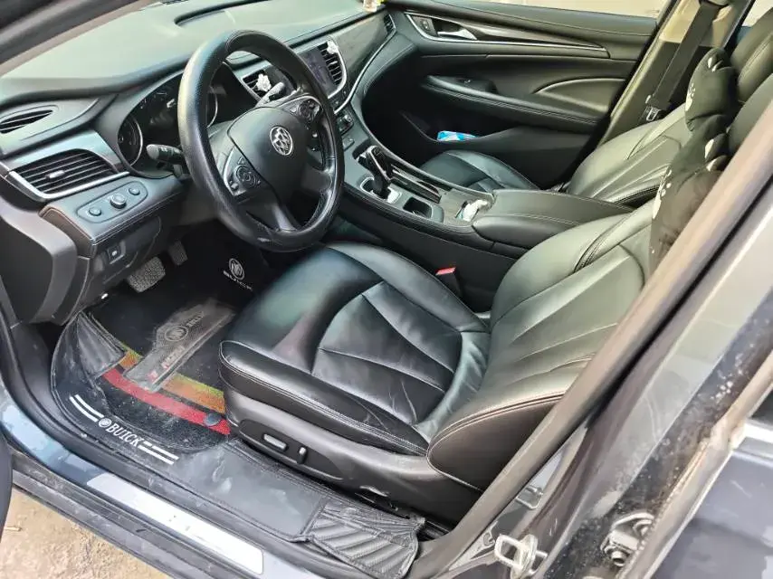 2019 BUICK LARCOSSE thumbnail 3