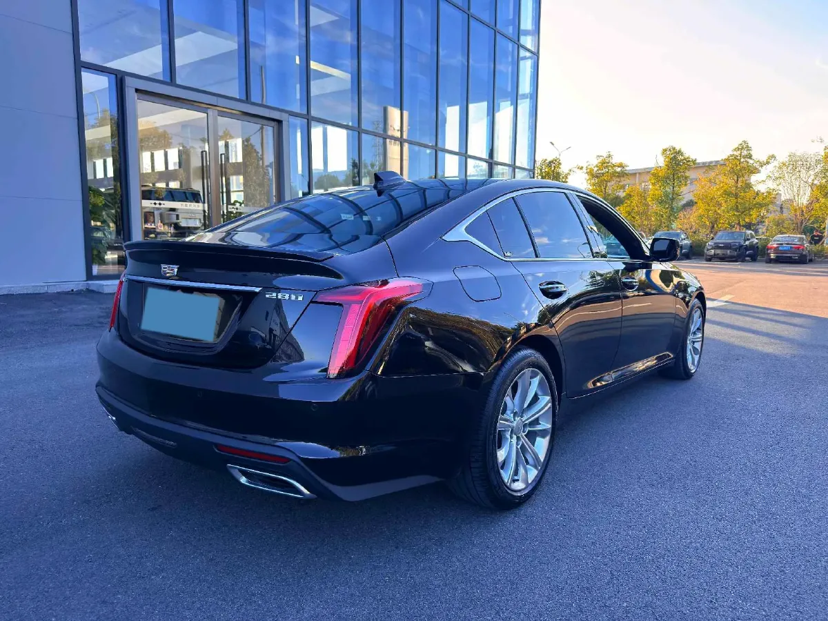 2024 Cadillac CT5 2.0T 237HP L4 10AT,autocango,china used car exporter,china ev exporter,chinese used car exporter,chinese used ev exporter