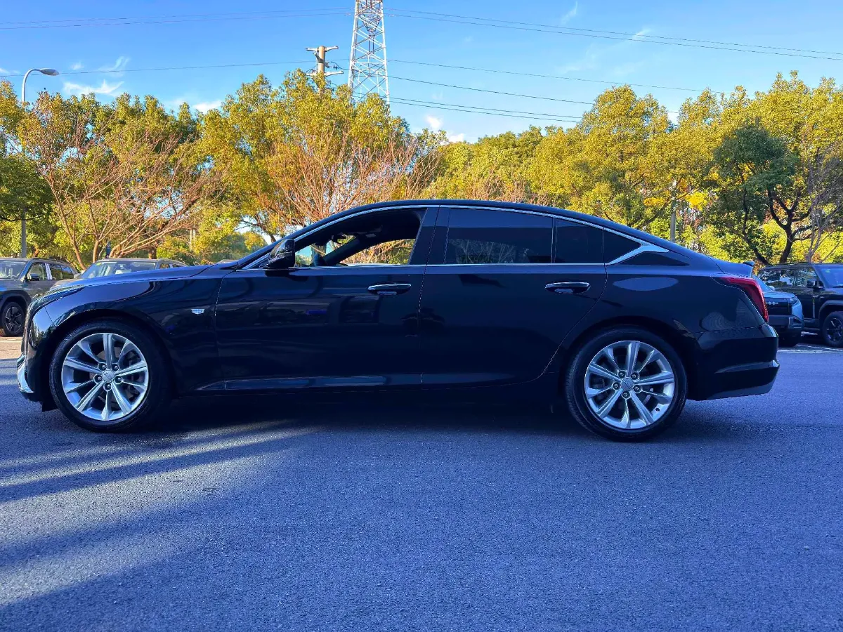 2024 Cadillac CT5 2.0T 237HP L4 10AT,autocango,china used car exporter,china ev exporter,chinese used car exporter,chinese used ev exporter