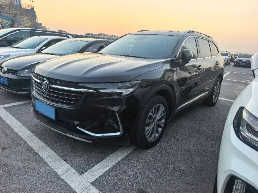 2022 Buick EnvisionPlus 2.0T 237HP L4 9AT