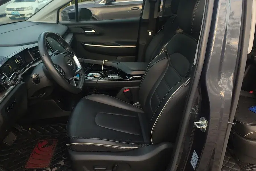 2021 HYUNDAI CUSTO thumbnail 4