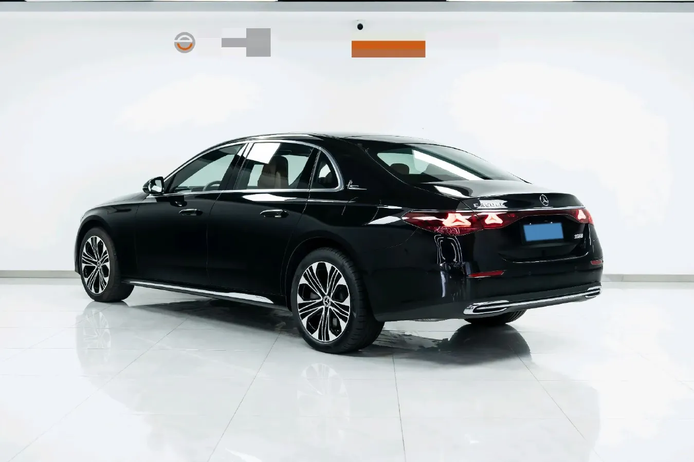 2024 Mercedes-Benz E Class 2.0T 204HP L4 9AT PHEV 25.4KWH,autocango,china used car exporter,china ev exporter,chinese used car exporter,chinese used ev exporter