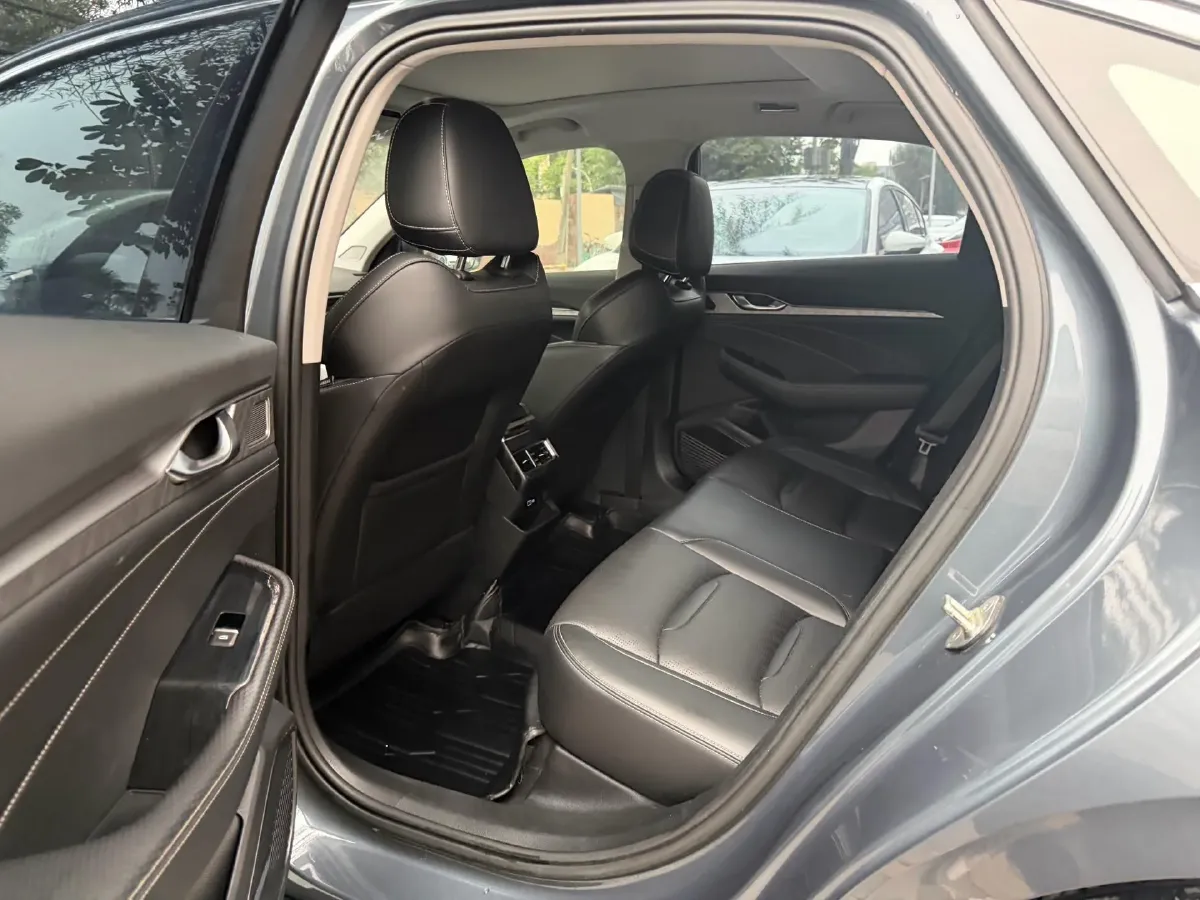 2021 Geely Preface 2.0T 190HP L4 7DCT,autocango,china used car exporter,china ev exporter,chinese used car exporter,chinese used ev exporter