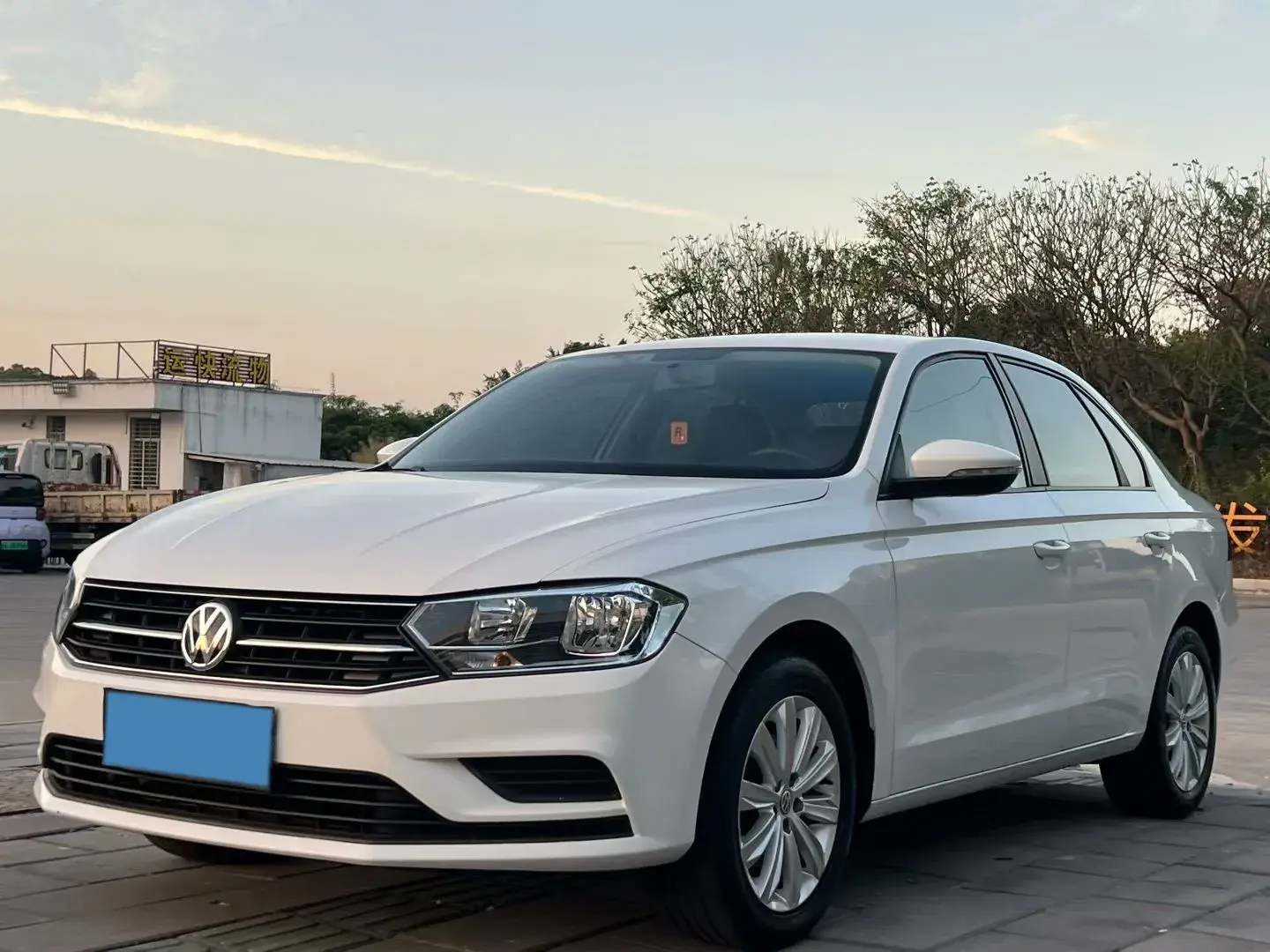 2019 VOLKSWAGEN BORA view 1