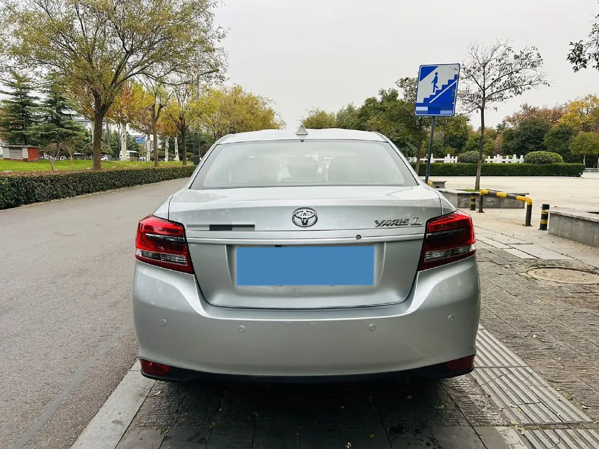2021 Toyota Yaris L 1.5L 112HP L4 CVT,autocango,china used car exporter,china ev exporter,chinese used car exporter,chinese used ev exporter