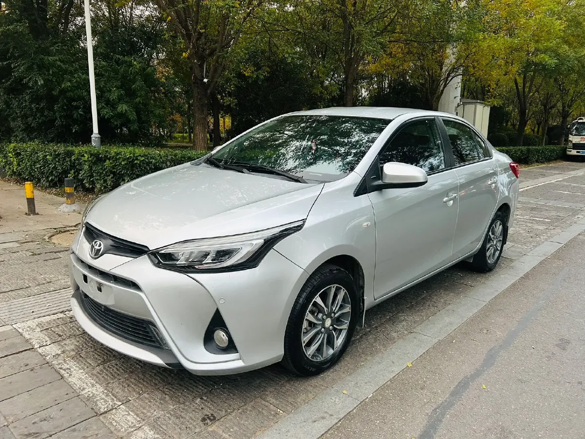 2021 Toyota Yaris L 1.5L 112HP L4 CVT,autocango,china used car exporter,china ev exporter,chinese used car exporter,chinese used ev exporter