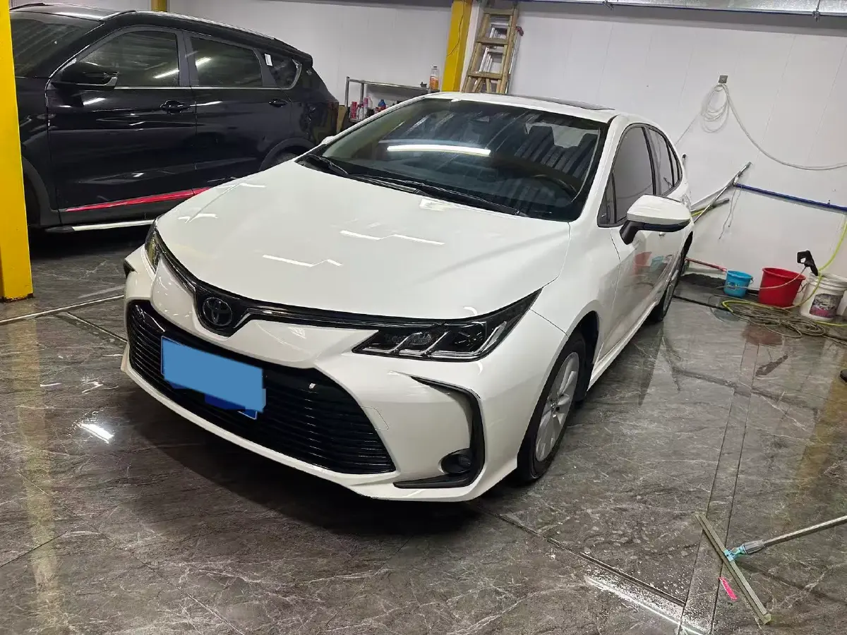 2021 Toyota Corolla 1.2T 116HP L4 CVT