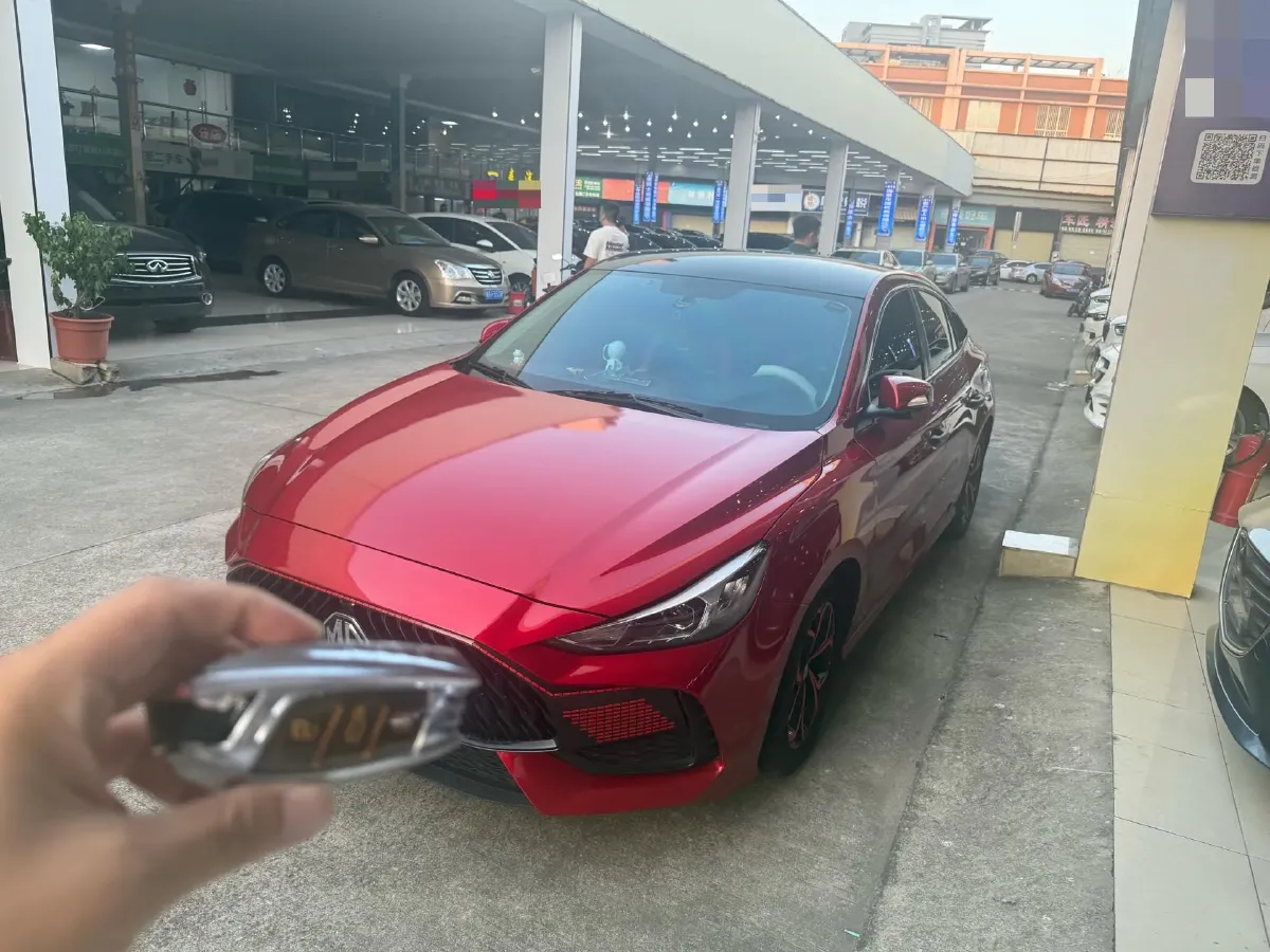 2022 MG 5 1.5L 120HP L4 5MT,autocango,china used car exporter,china ev exporter,chinese used car exporter,chinese used ev exporter