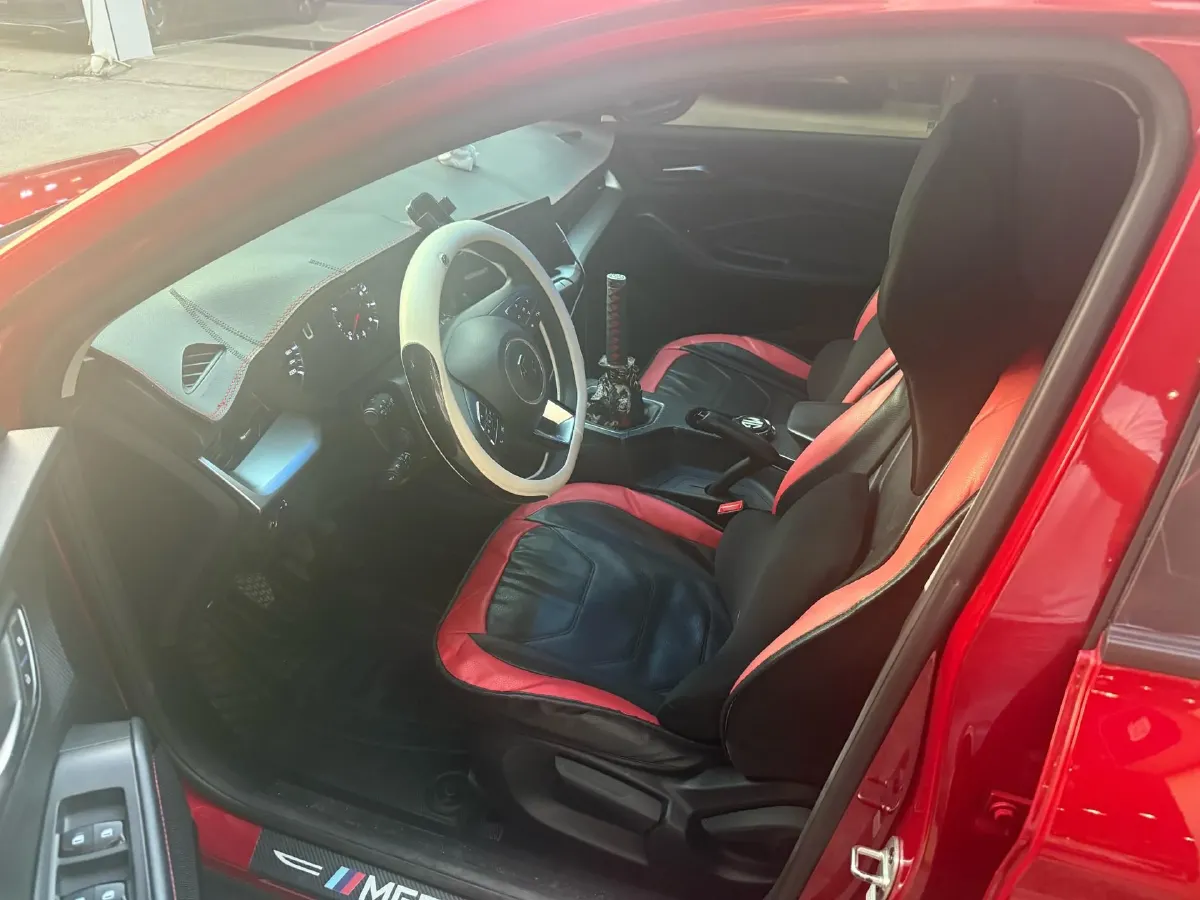 2022 MG 5 1.5L 120HP L4 5MT,autocango,china used car exporter,china ev exporter,chinese used car exporter,chinese used ev exporter