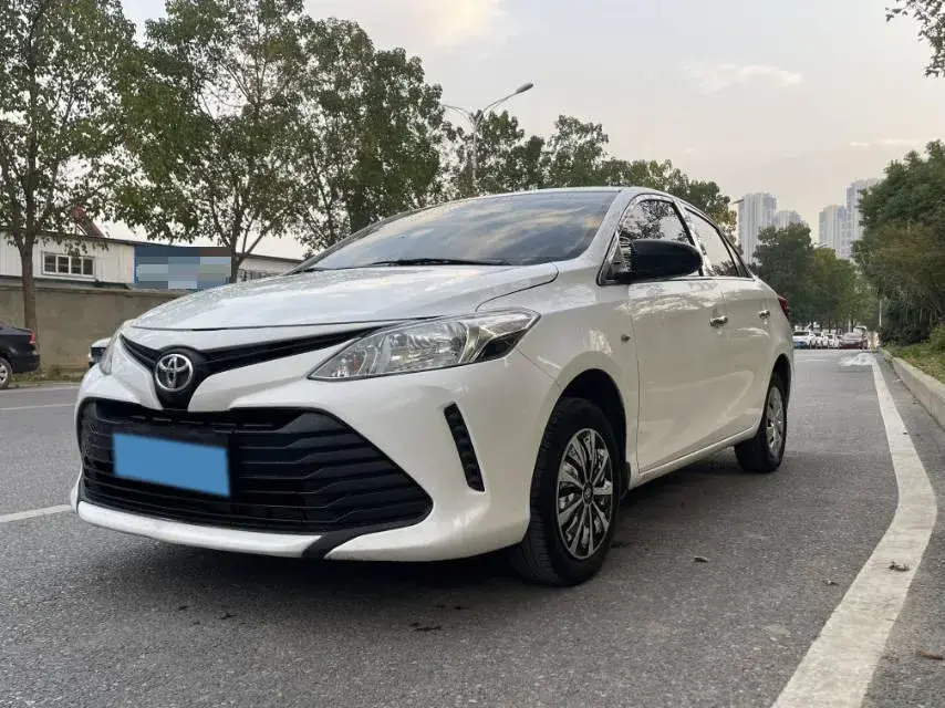 2017 TOYOTA VIOS view 1