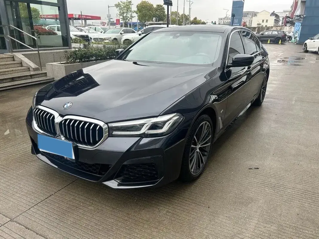 2021 BMW 5 Series 2.0T 252HP L4 8AT