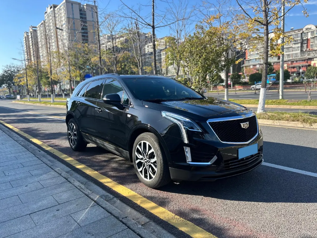 2022 Cadillac XT5 2.0T 237HP L4 9AT,autocango,china used car exporter,china ev exporter,chinese used car exporter,chinese used ev exporter