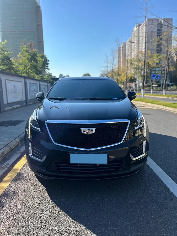 2022 Cadillac XT5 2.0T 237HP L4 9AT,autocango,china used car exporter,china ev exporter,chinese used car exporter,chinese used ev exporter
